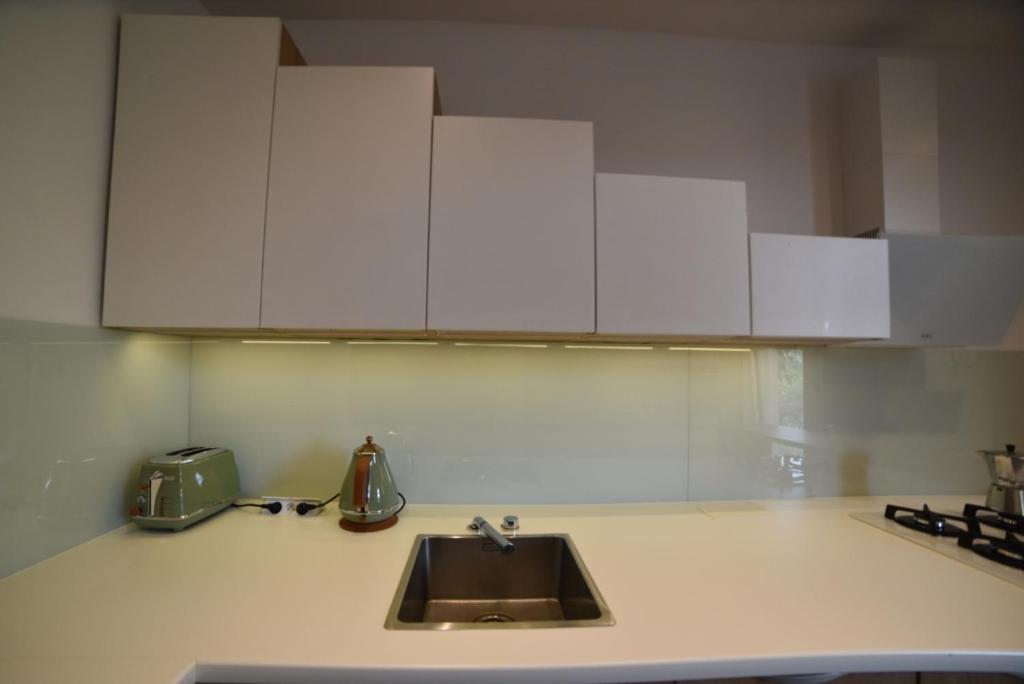 Designer Apartment 110M2 With King Size Beds & Equipped Kitchen クラクフ エクステリア 写真