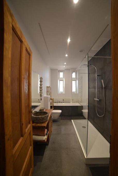 Designer Apartment 110M2 With King Size Beds & Equipped Kitchen クラクフ エクステリア 写真