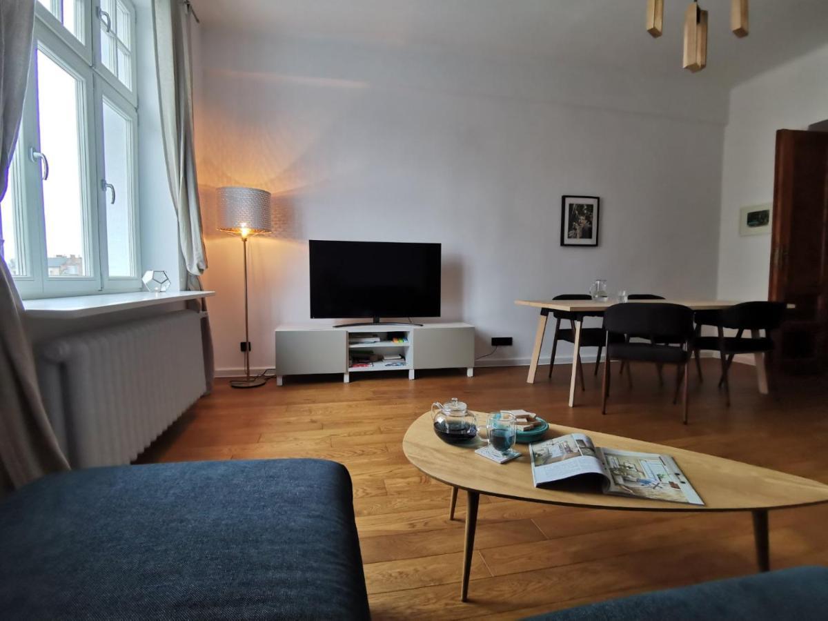 Designer Apartment 110M2 With King Size Beds & Equipped Kitchen クラクフ エクステリア 写真