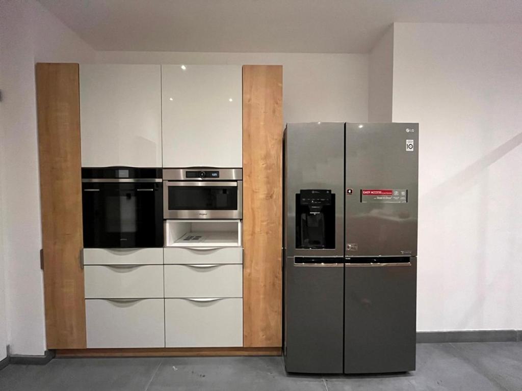 Designer Apartment 110M2 With King Size Beds & Equipped Kitchen クラクフ エクステリア 写真